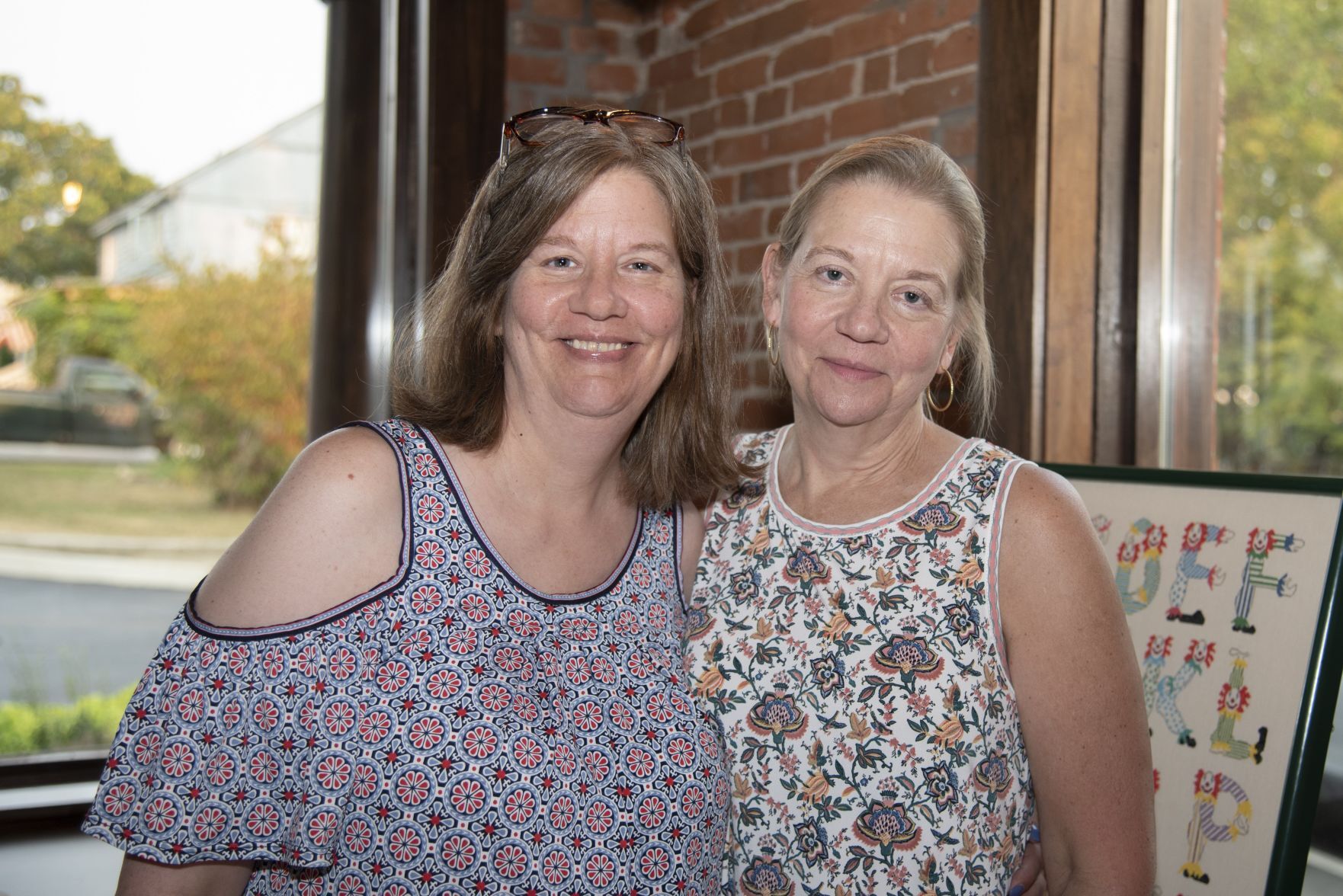 Sarah Grzechowiak, Amy McMahon